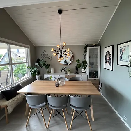 Dom wakacyjny Spaceious House For Ons *
